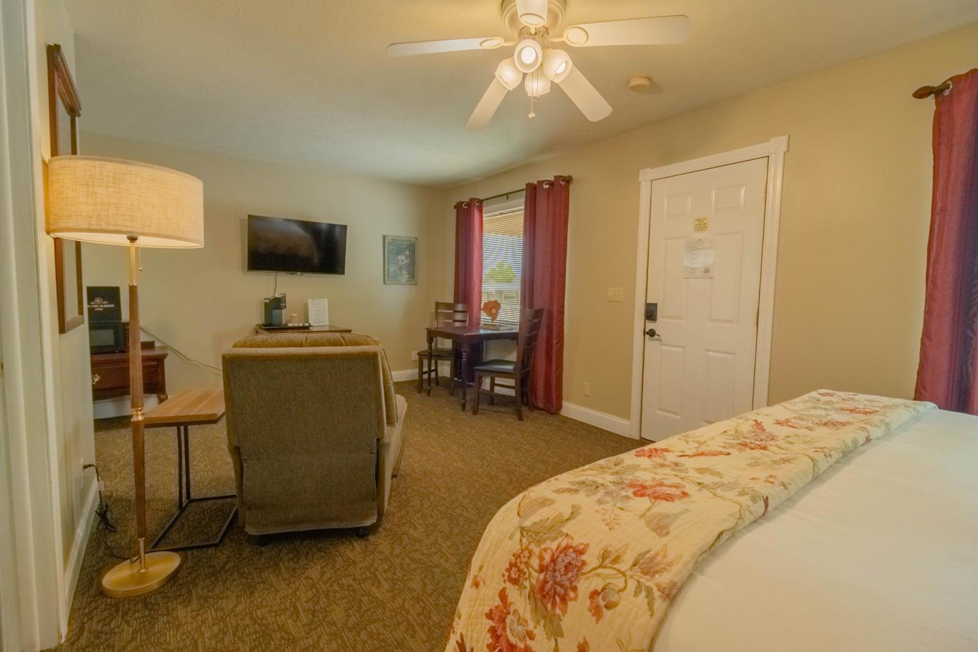 Carlton Marion Inn Yellville Стая снимка