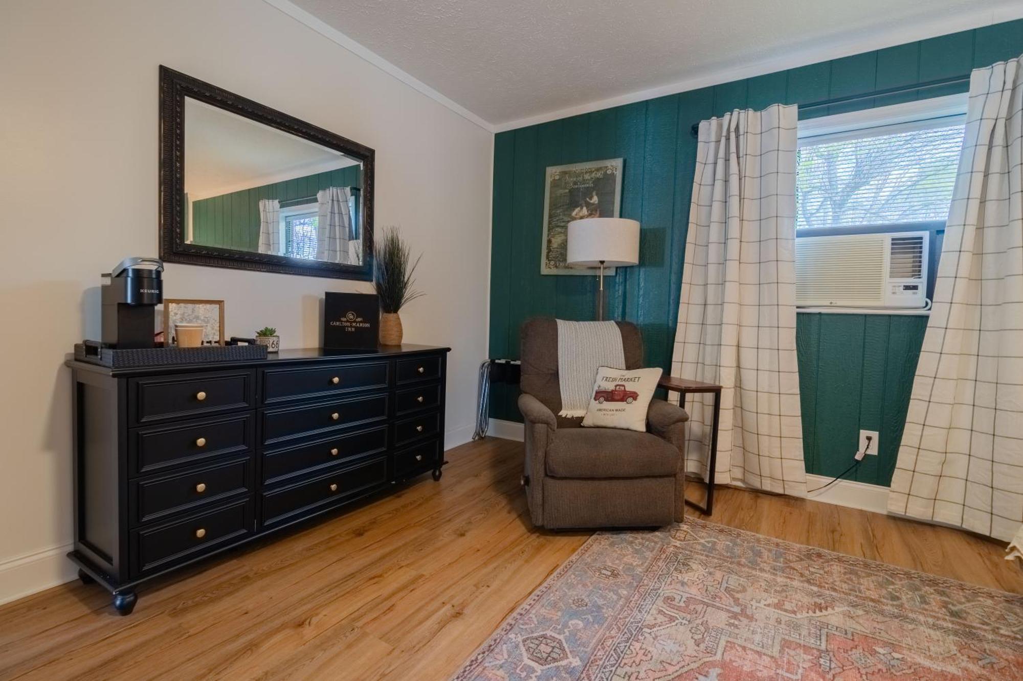 Carlton Marion Inn Yellville Стая снимка